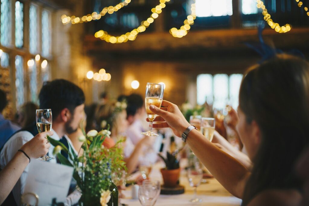 Benefits and Drawbacks of a Thanksgiving Wedding